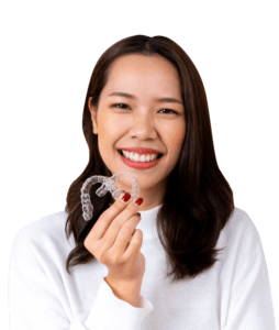 Woman-holding-SDalign-aligners